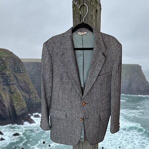 Classic Harris Tweed Gray Herringbone Blazer